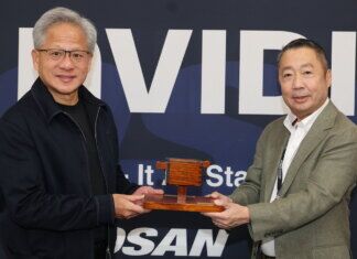 Doosan Group Chairman Park Jeong-won and Nvidia CEO Jensen Huang