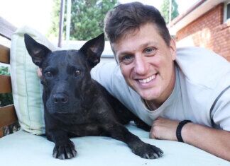 Paul Conyngham with his dog Rosie AI Cancer